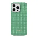 Apple iPhone 15 Pro Max Kılıf M-safe Şarj Özellikli Aramid Karbon Fiber Pitaka Ultra-Slim Classic Serisi Forest Green Kapak