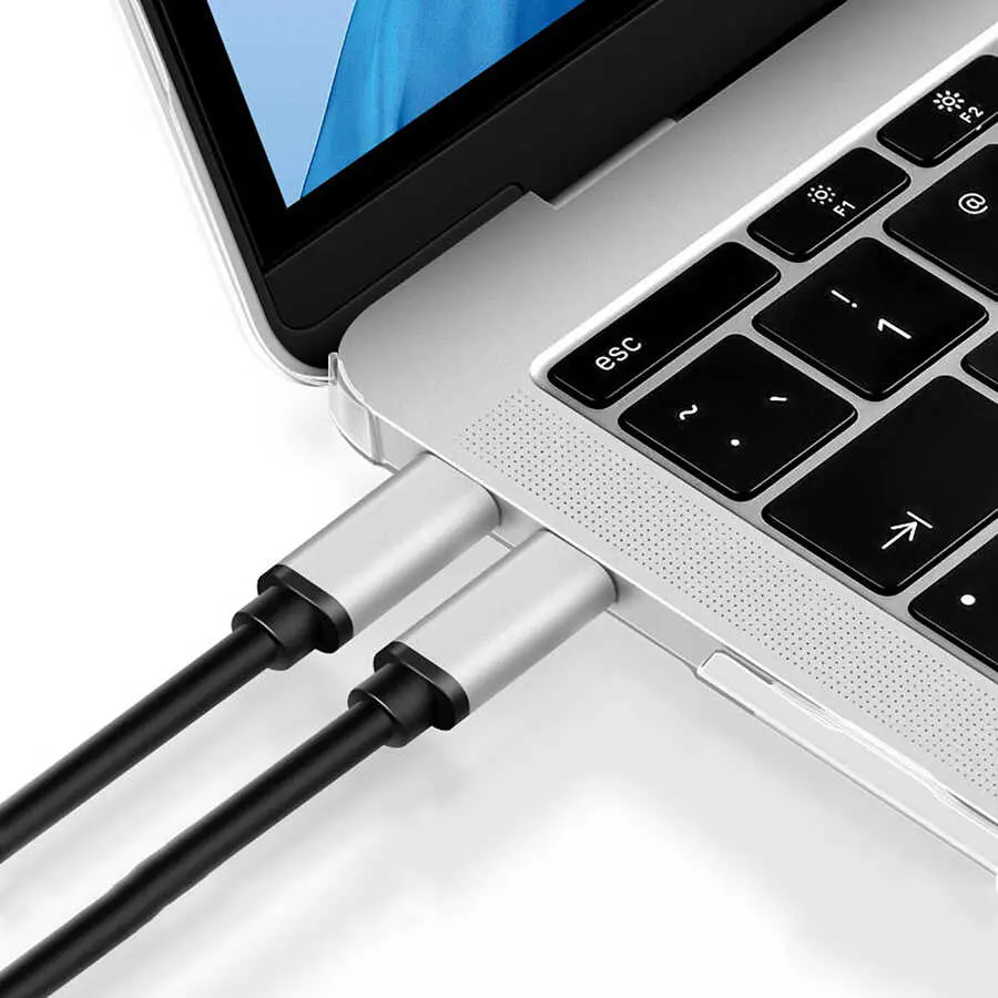 MacBook Air 13.6" M2 Şeffaf Ultra İnce Kılıf - Wiwu Crystal iShield
