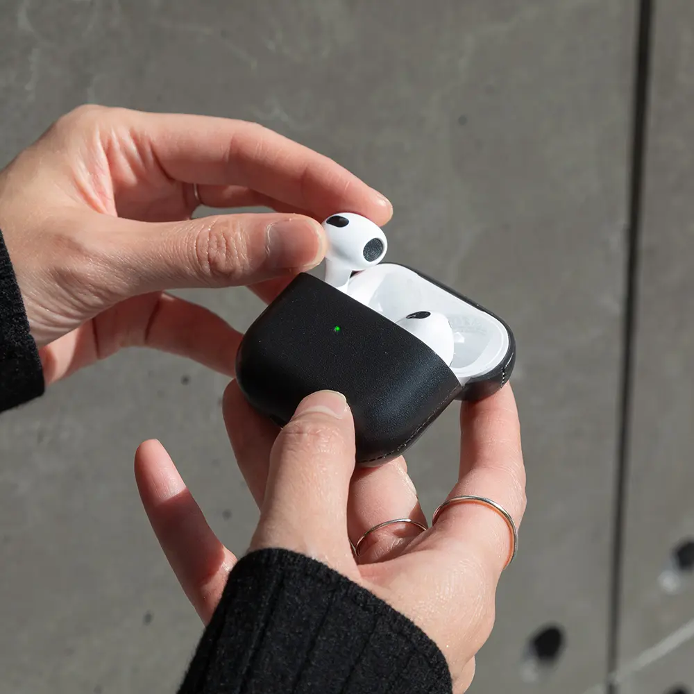 AirPods 3 Kılıf MagSafe ve Qi Uyumlu Hakiki Nappa Deri - Native Union
