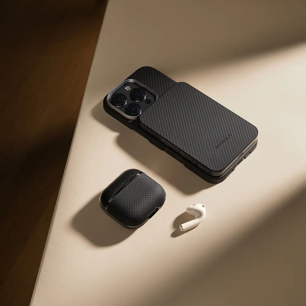 AirPods Pro 2 Uyumlu MagSafe Kılıf - Pitaka Ultra-Slim Classic Aramid Fiber