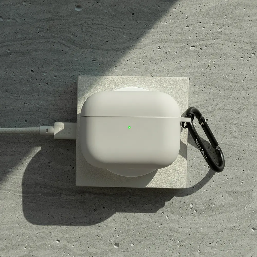 Apple AirPods Pro 3 Kılıf M-Safe Şarj Özellikli Native Union Active Serisi Kapak