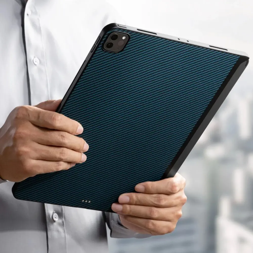 Apple iPad Pro 11 2021 (3.Nesil) Kılıf Aramid Fiber Pitaka Ultra-Slim Classic Serisi Tablet Kapak