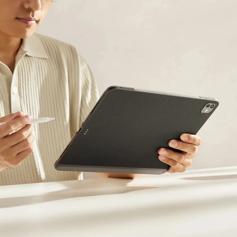 Apple iPad Pro 11 2024 Kılıf Aramid Fiber Pitaka Ultra-Slim Classic Serisi Tablet Kapak