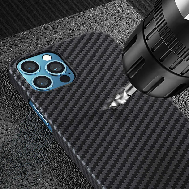 iPhone 12 Pro Max MagSafe Uyumlu Aramid Karbon Kılıf - Benks