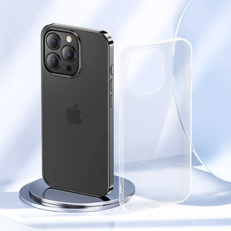 iPhone 13 Mat Elektrokaplamalı TPU Kılıf - Benks