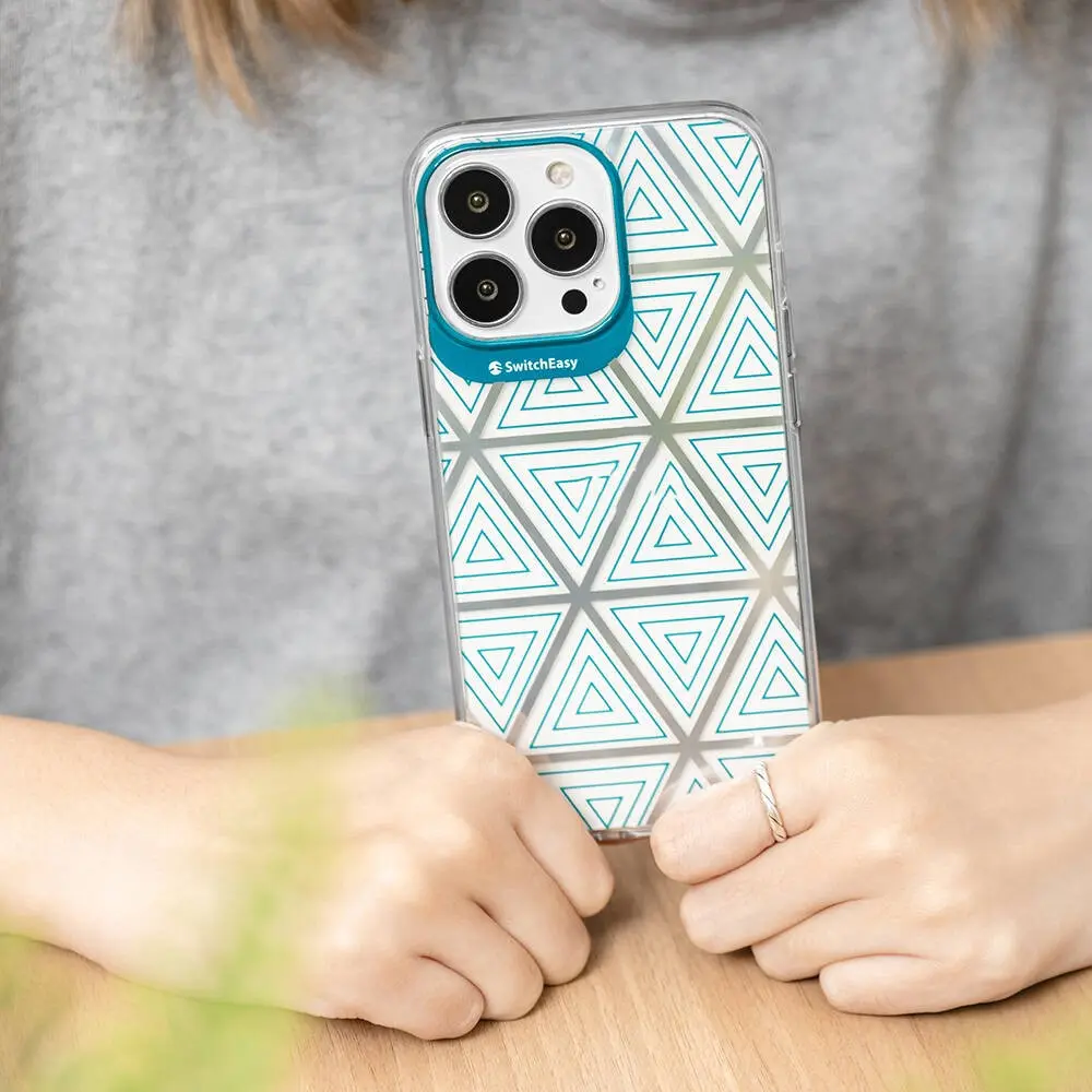 iPhone 13 Pro Çift IMD Baskılı Lisanslı Kılıf - Switcheasy Artist Aurora