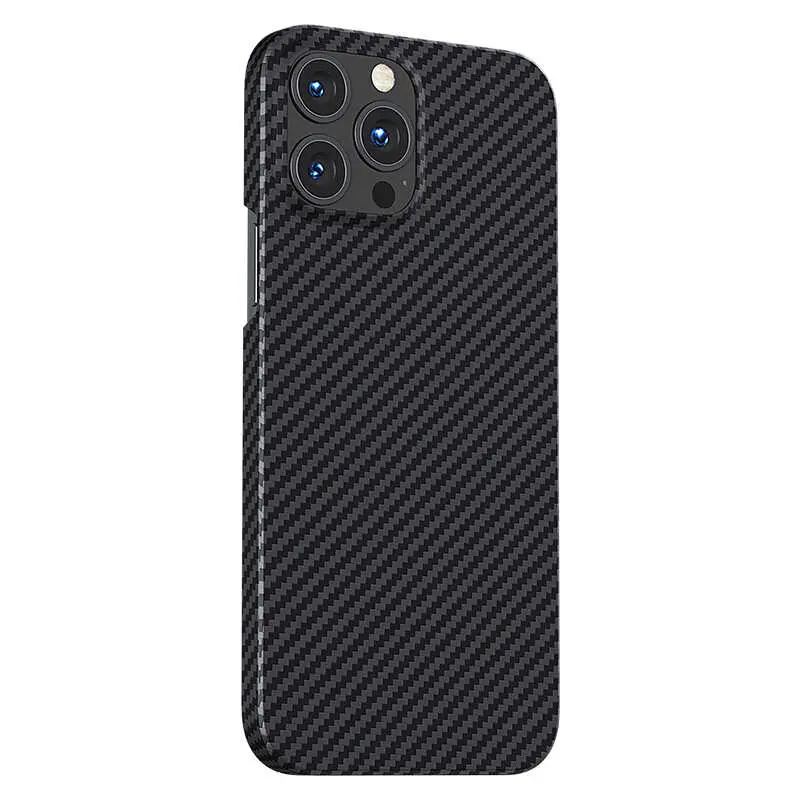 Apple iPhone 13 Pro Kılıf M-safe Özellikli Karbon Fiber Benks Essential Kevlar Kapak