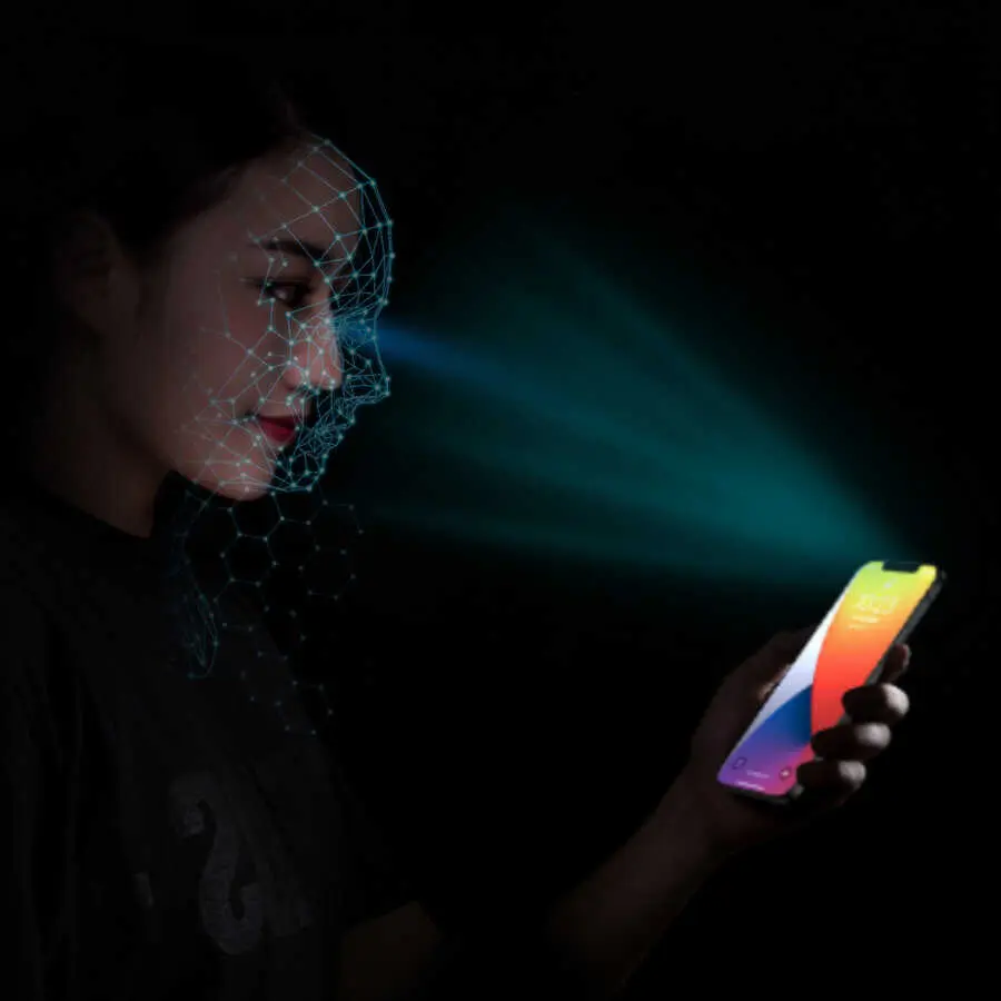 iPhone 13 Pro Gizlilik Filtreli Ekran Koruyucu - Wiwu iPrivacy HD