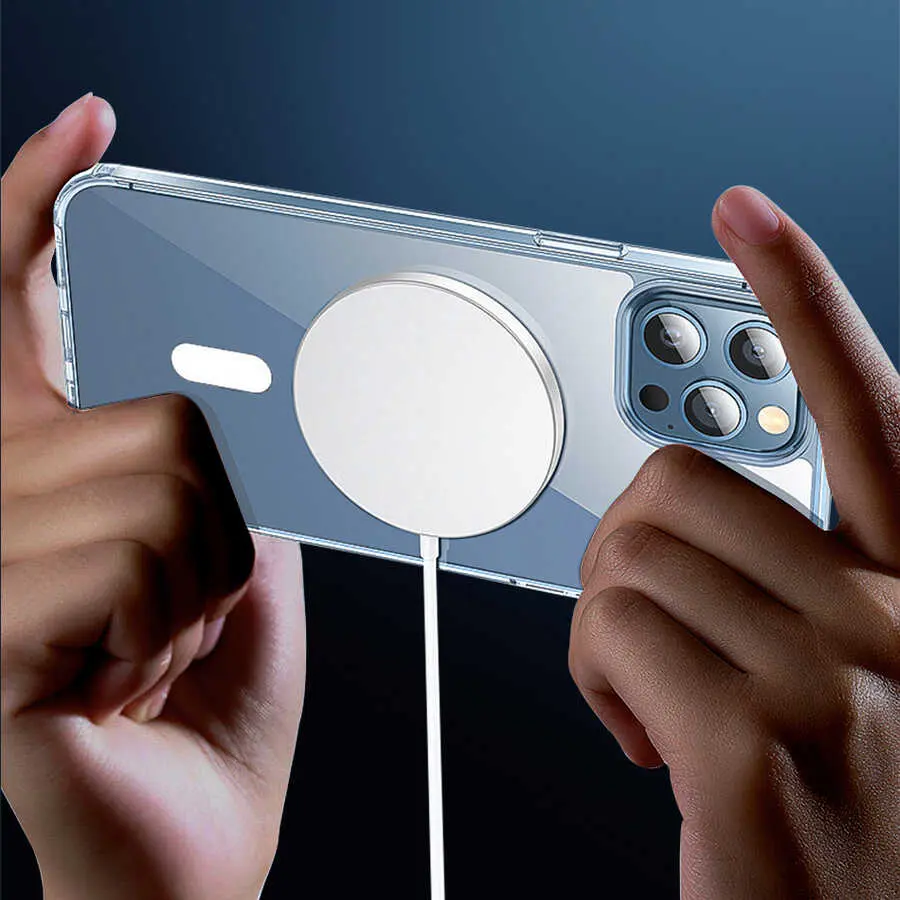 iPhone 14 Plus MagSafe Uyumlu Şeffaf Silikon Kılıf - Wiwu