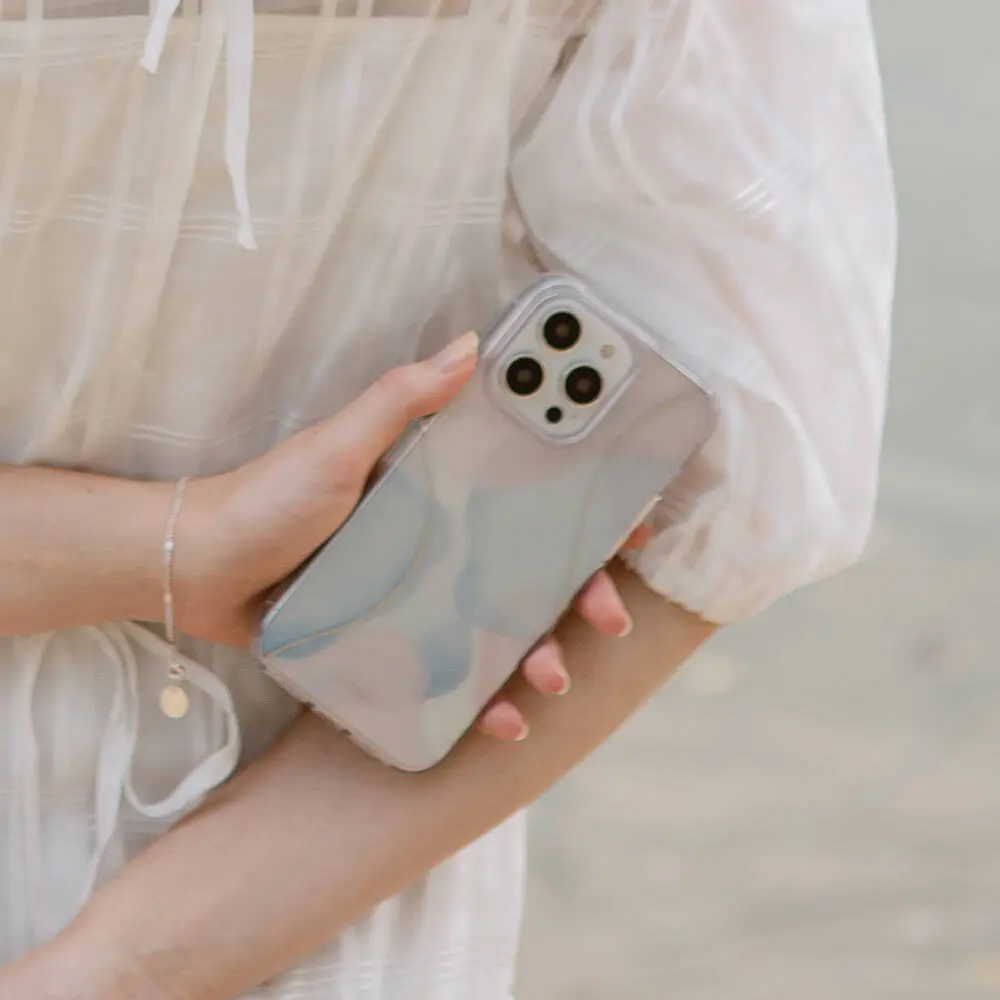 iPhone 14 Pro Dalgalı Çizgi Desenli Kılıf - Coehl Palette