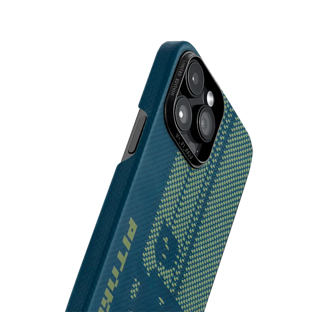 Apple iPhone 14 Pro Kılıf M-safe Şarj Özellikli Aramid Karbon Fiber Pitaka Tactile Woven Pixel Game Kapak