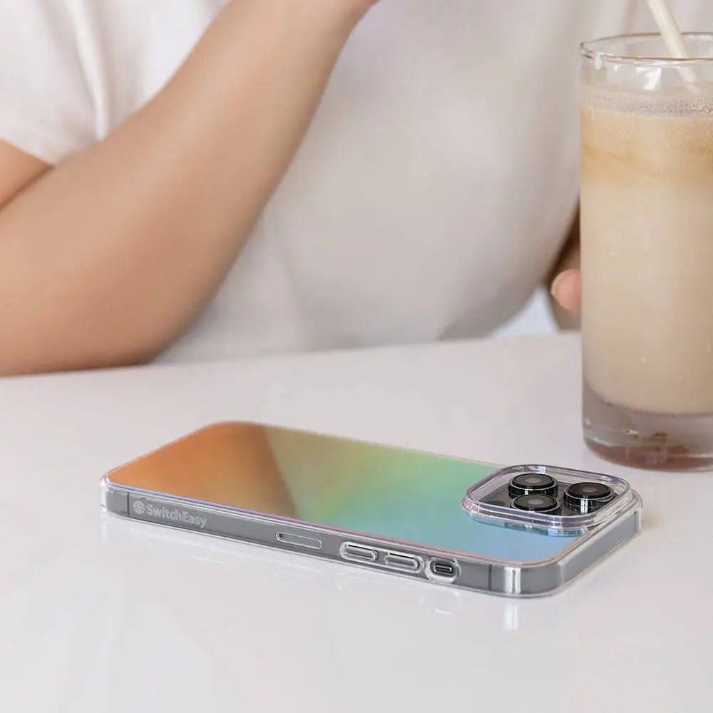 iPhone 14 Pro Max Şeffaf Renk Geçişli Kılıf - Switcheasy Crush Plus