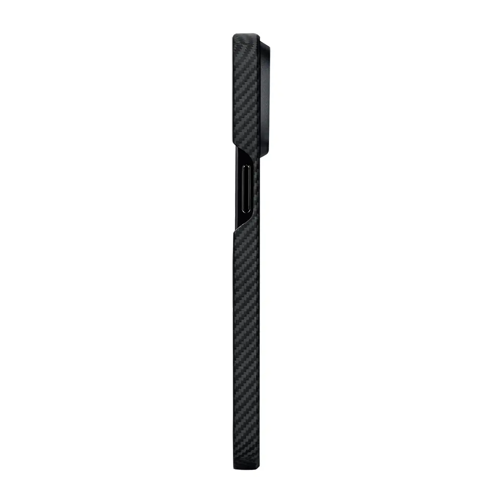 Apple iPhone 15 Kılıf M-safe Şarj Özellikli 600D Aramid Karbon Fiber Pitaka Tactile Woven Orchestra Serisi Rhapsody Kapak