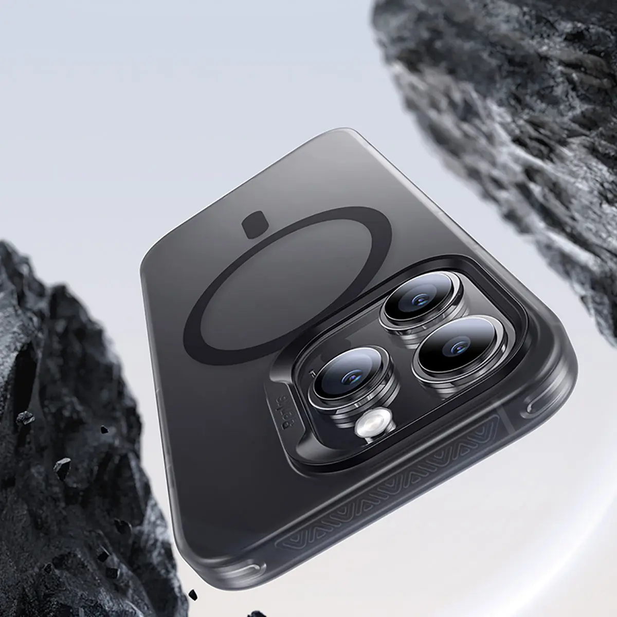 iPhone 15 Plus MagSafe Uyumlu Şeffaf Kılıf - Benks Lucid Armor