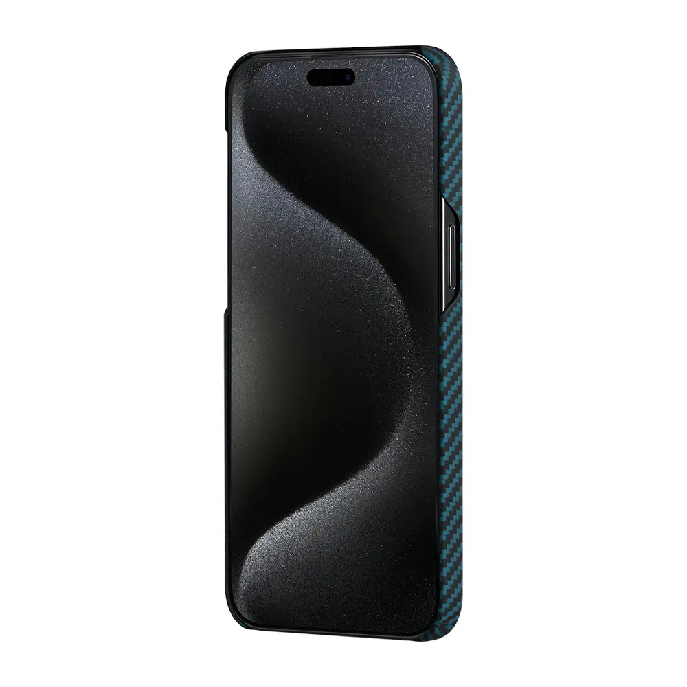 Apple iPhone 15 Pro Kılıf M-safe Şarj Özellikli 1500D Aramid Karbon Fiber Pitaka Ultra-Slim Classic Serisi Black-Blue Twill Kapak