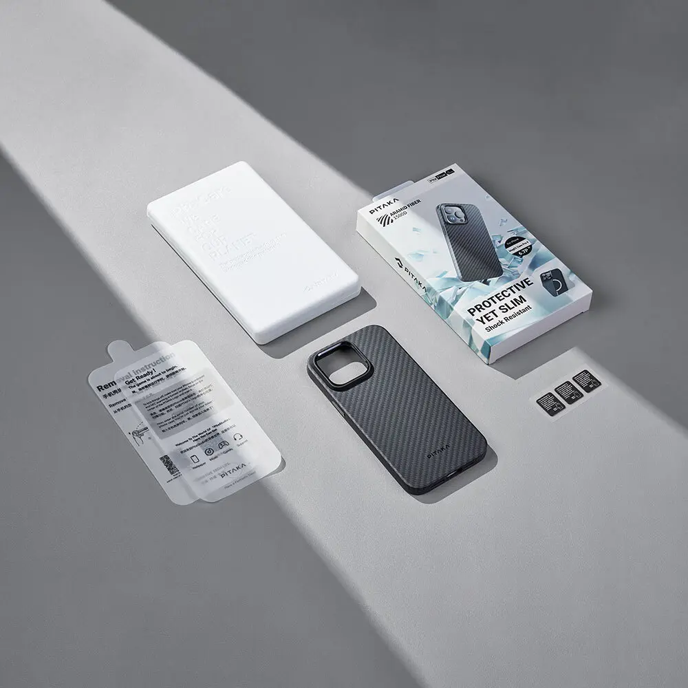 Apple iPhone 15 Pro Kılıf M-safe Şarj Özellikli 1500D Aramid Karbon Fiber Pitaka Military-Grade Classic Serisi Black-Grey Twill Kapak