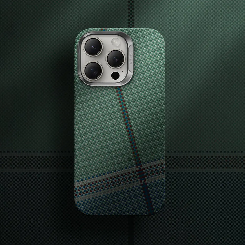 iPhone 15 Pro MagSafe Uyumlu Kevlar Kılıf - Benks ArmorAir Passion Green