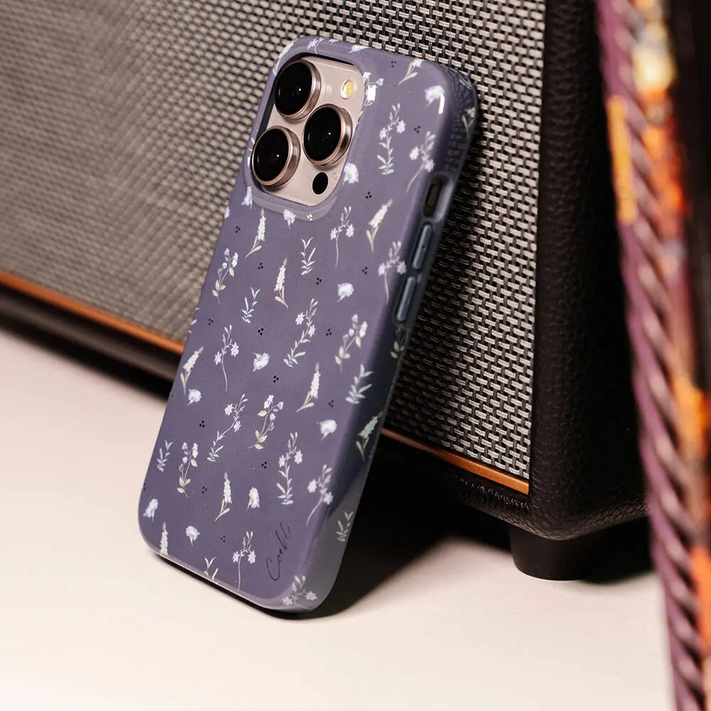 iPhone 15 Pro Çiçek Desenli Kılıf - Coehl Prairie