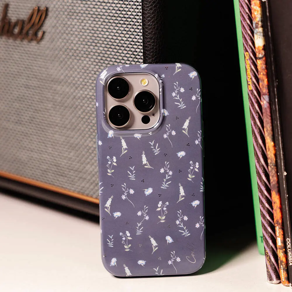 iPhone 15 Pro Çiçek Desenli Kılıf - Coehl Prairie