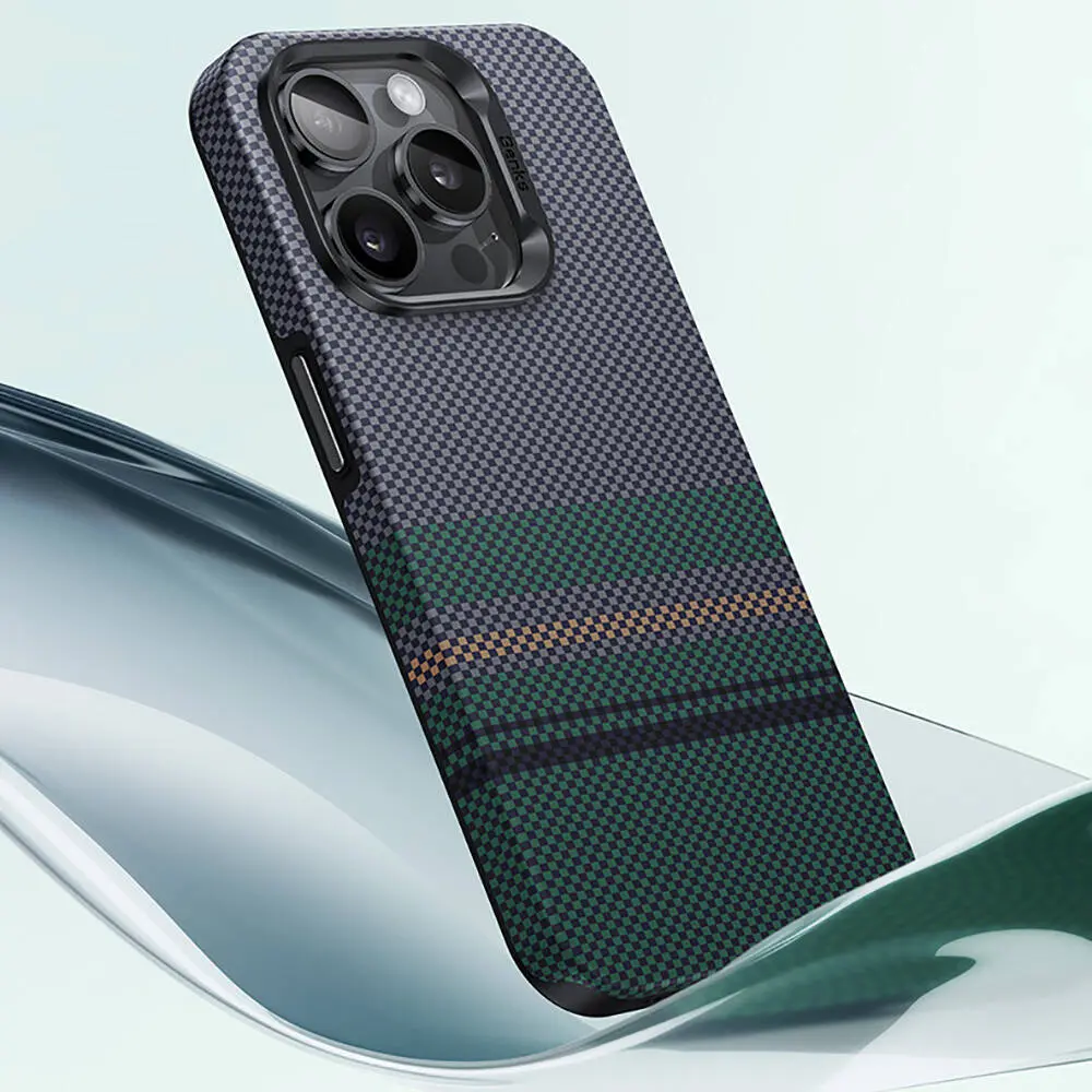 iPhone 15 Pro Max MagSafe Uyumlu Kevlar Kılıf - Benks Aurora ArmorPro