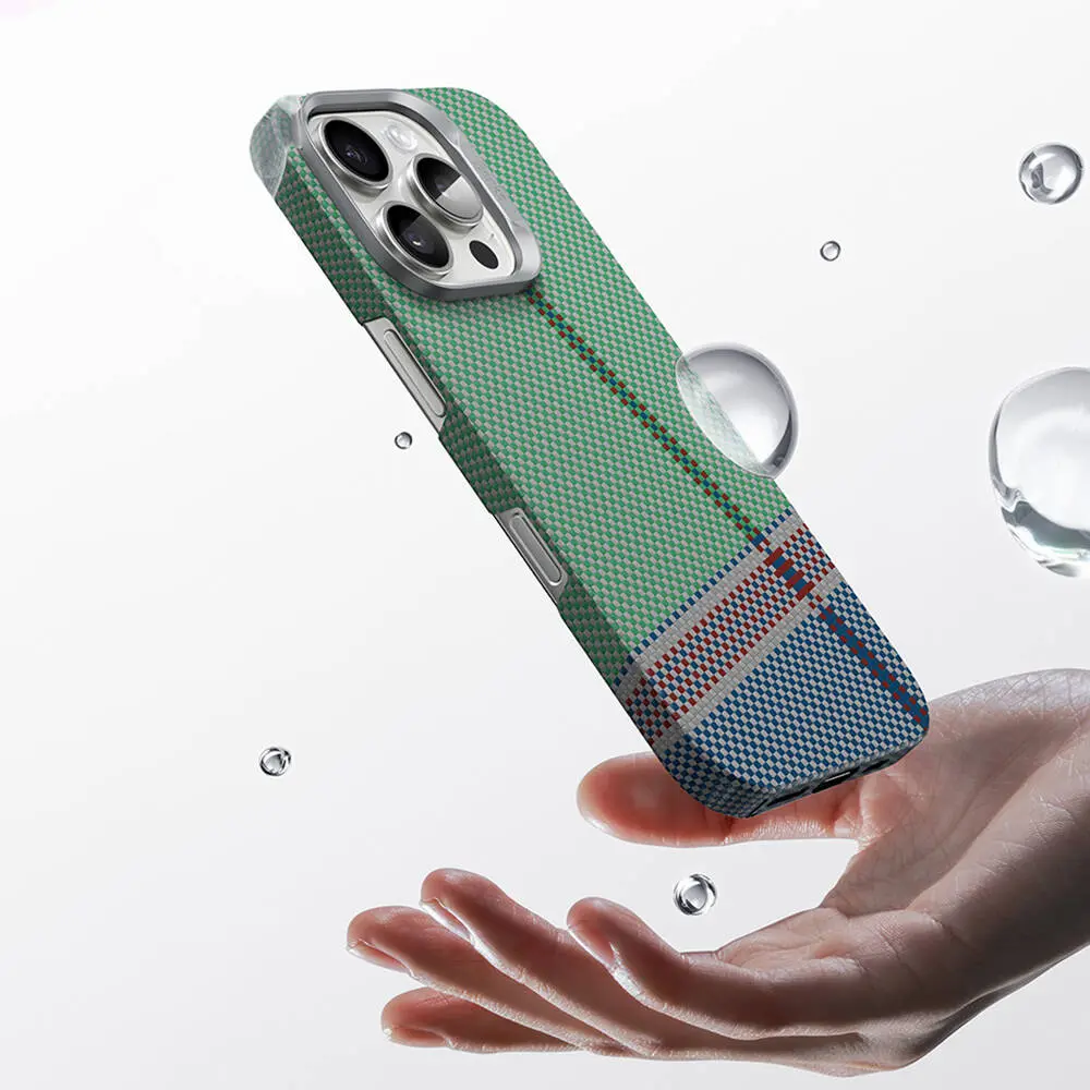 iPhone 15 Pro Max MagSafe Uyumlu Kevlar Kılıf - Benks ArmorAir Passion Green