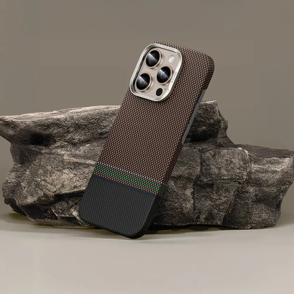 iPhone 15 Pro Max MagSafe Uyumlu Kevlar Kılıf - Benks Prestige ArmorAir