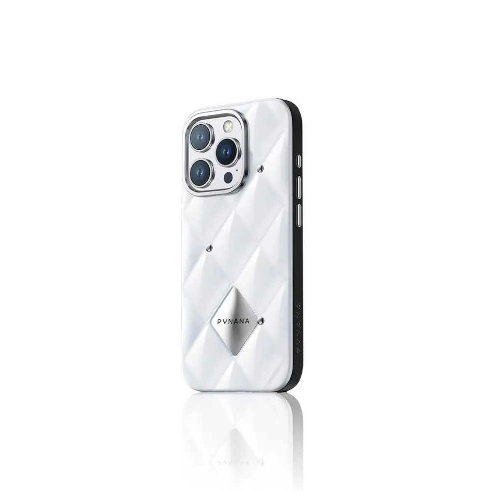 iPhone 15 Pro Max Parlak Arka Yüzeyli Kabartma Kapitone Kılıf - Pynana Metal Diamond