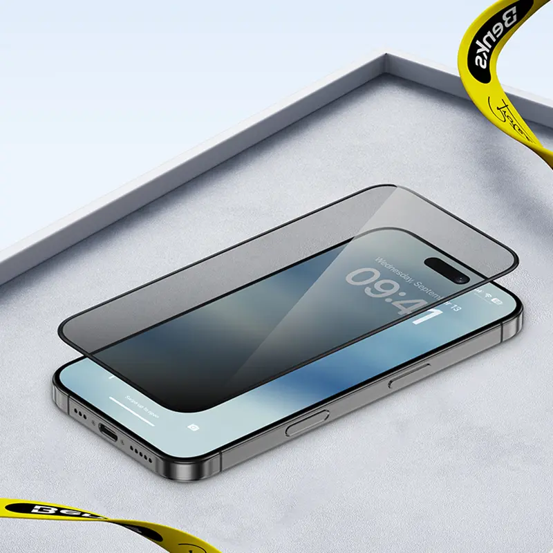iPhone 16 Pro Max Hayalet Ekran Koruyucu, Uygulama Aparatlı - Benks Privacy