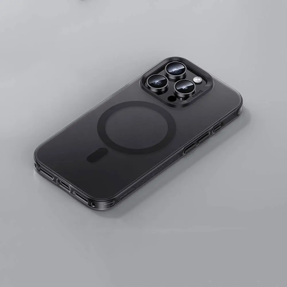 iPhone 16 Pro Max MagSafe Uyumlu Şeffaf Kılıf - Benks Lucid Armor