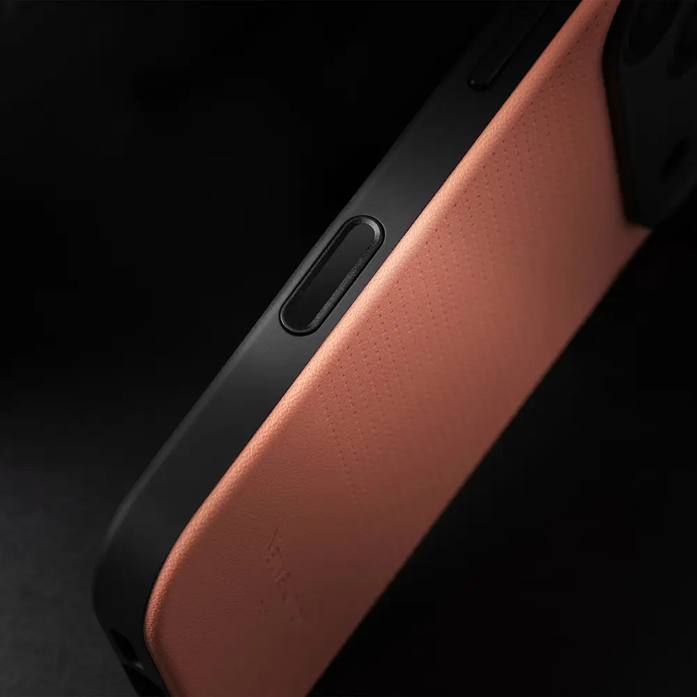 iPhone 17 Pro MagSafe Uyumlu Deri Dokulu Kılıf - Native Union Active