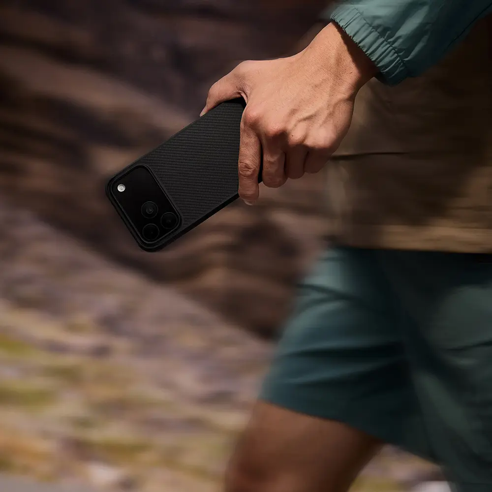iPhone 17 Pro MagSafe Uyumlu Aramid Kılıf - Pitaka Pro Guard