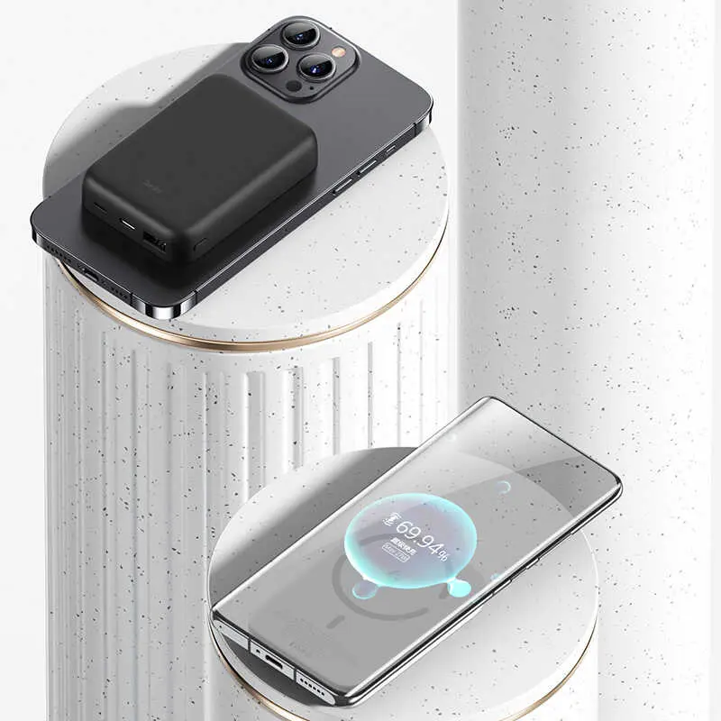 Benks MP03 MagSafe Manyetik Powerbank, 10000 mAh, 15 W Kablosuz Şarj