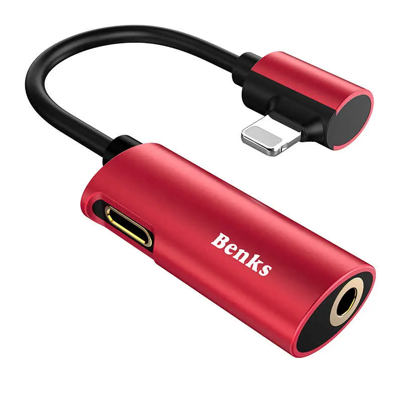 Benks U40 Lightning Ses Adaptörü, Çift Girişli ve 90 Derece Açılı