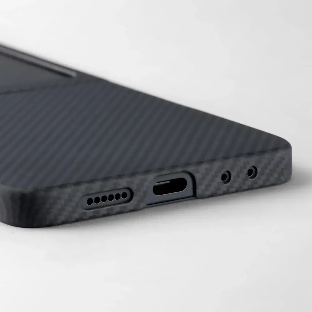 Galaxy Z Flip 7 MagSafe Uyumlu Aramid Fiber Kılıf - Pitaka Ultra-Slim Classic
