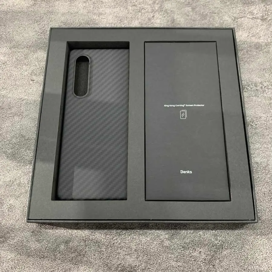 Galaxy Z Fold 3 Kılıf Seti, Ekran ve Kamera Koruyuculu - Benks 3 in 1 Suit