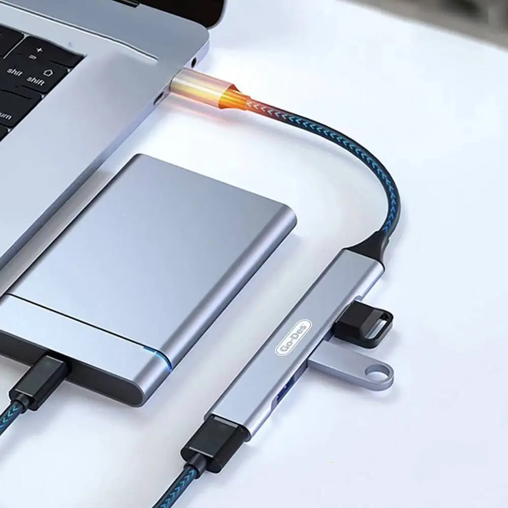 Go Des GD-UC702S Type-C 4 Portlu USB Hub, 5 Gbps