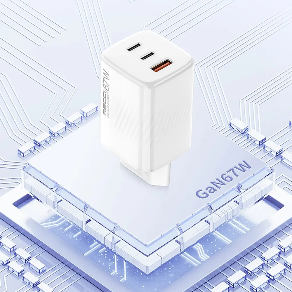 Recci RC85E GaN 67W Hızlı Şarj Adaptörü ve USB-C Kablo Seti