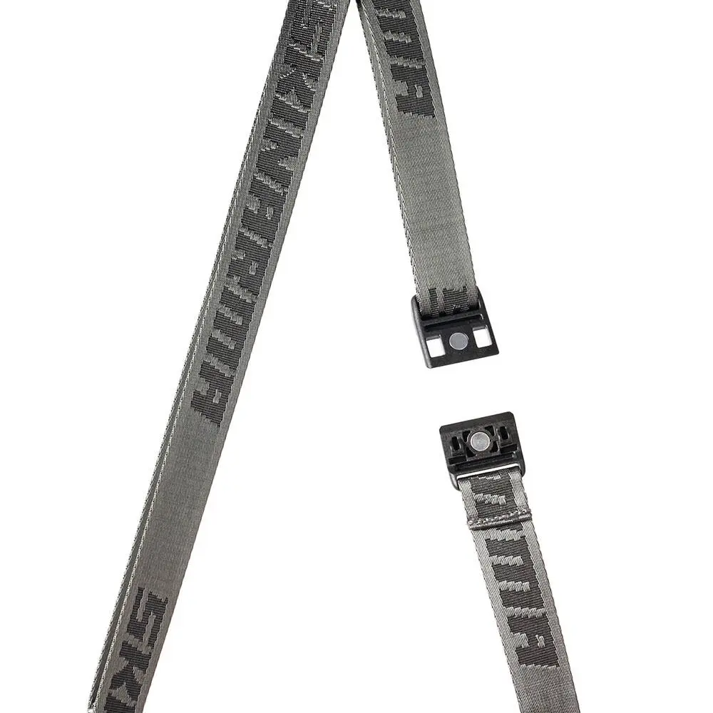 Skinarma Crossbody Fardel Çapraz Vücut Çantası, Su Geçirmez Fermuarlı
