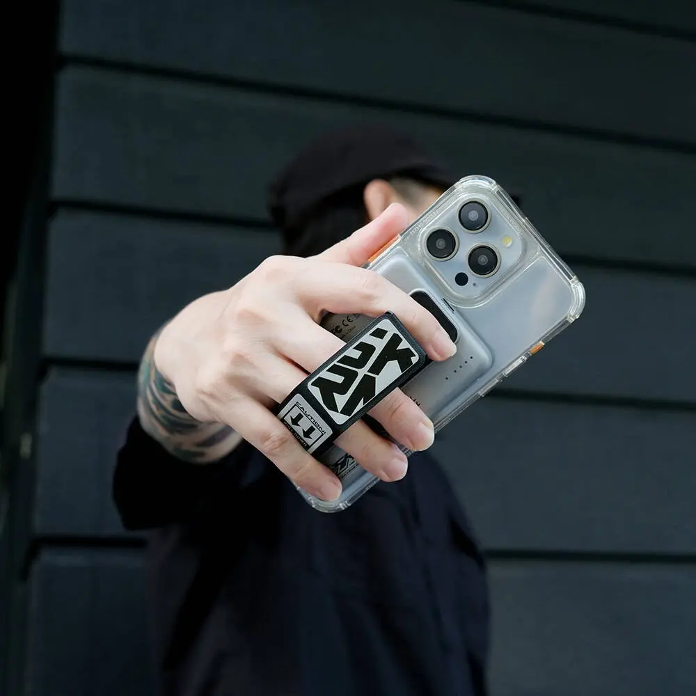 SkinArma Kira Kobai 5000mAh Standlı Manyetik Powerbank, 20W PD ve 15W Kablosuz Şarj