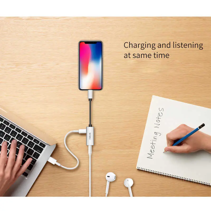 Wiwu LT01 Lightning Şarj ve Ses Adaptörü, 3.5 mm Kulaklık Girişli