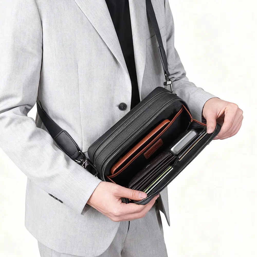 Wiwu Master Genuie Leather Parmak İzi Kilitli Deri Çapraz Vücut Çantası