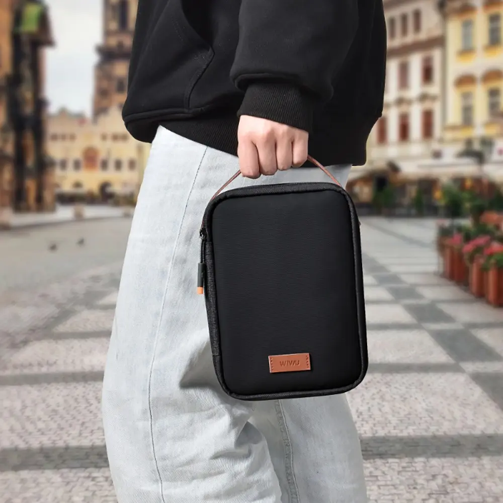 Wiwu Minimalist Su Geçirmez Polyester Seyahat ve Aksesuar Çantası