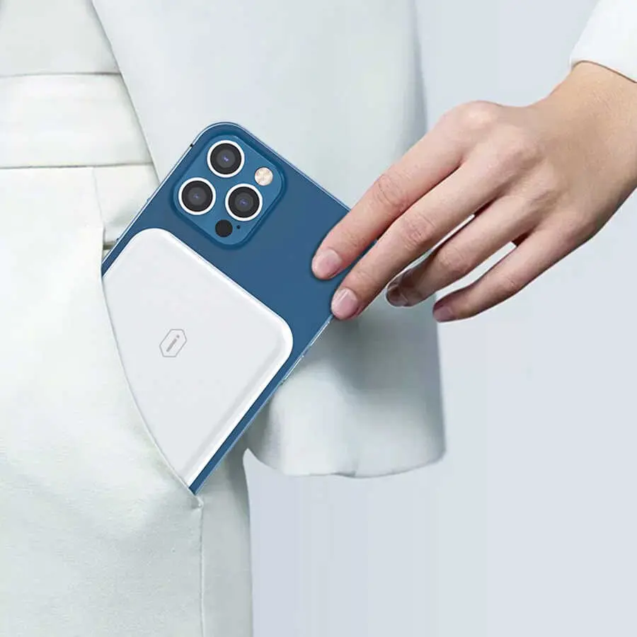 Wiwu SC5000A MagSafe Mıknatıslı Kablosuz Powerbank - Beyaz