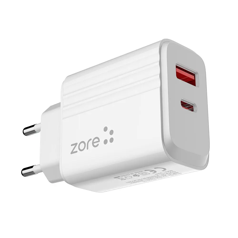 Zore Play Serisi PL05 20W USB-C PD ve Lightning Çıkışlı Seyahat Şarj Aleti