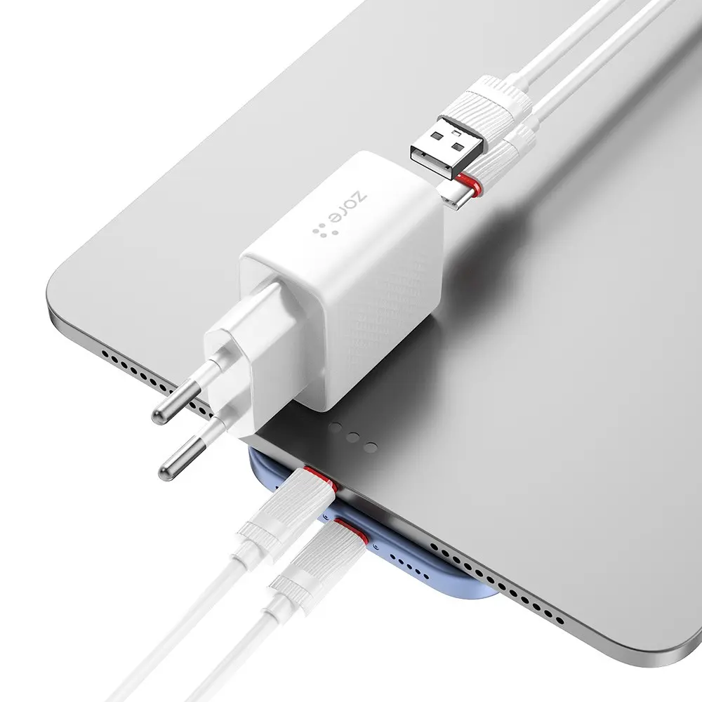 Zore Titan Serisi ZT02 20W USB-C ve USB Çıkışlı Seyahat Şarj Adaptörü
