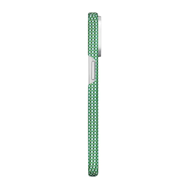 Apple iPhone 15 Pro Max Kılıf M-safe Şarj Özellikli Aramid Karbon Fiber Pitaka Ultra-Slim Classic Serisi Forest Green Kapak