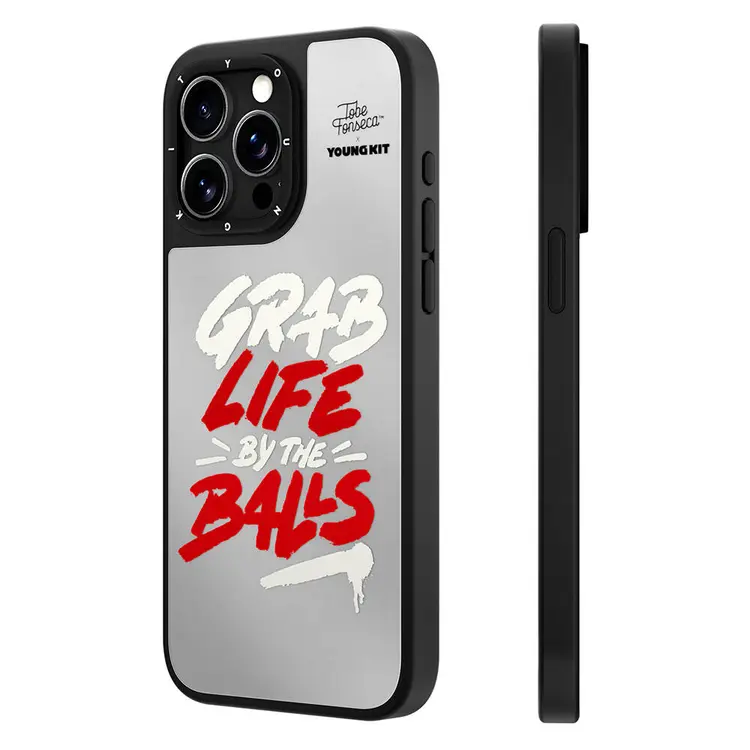 iPhone 15 Pro Max Aynalı Kılıf - Youngkit Mirror Tobias Fonseca Tasarımı