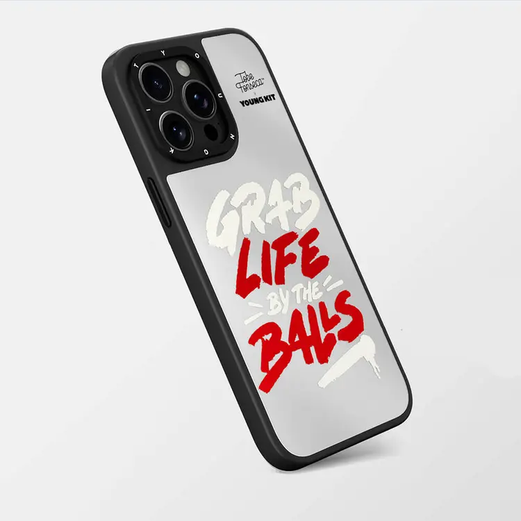 iPhone 15 Pro Max Aynalı Kılıf - Youngkit Mirror Tobias Fonseca Tasarımı