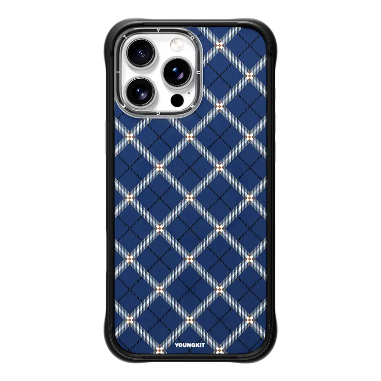 iPhone 16 Pro Max MagSafe Uyumlu Şeffaf Olmayan Kılıf - Youngkit Argyle