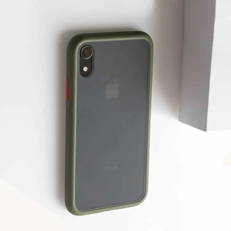 iPhone XR Kılıf, Mat Yüzeyli ve Darbe Emici - Benks Magic Smooth